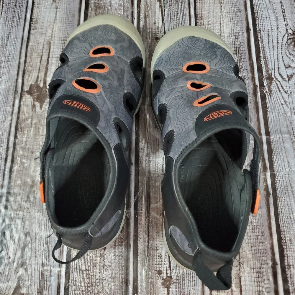Keen Youth Stingray Sport Water Shoes Hiking Sandals Gray Black Orange Size 4